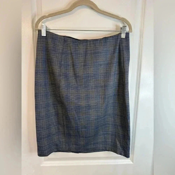 Liverpool Women’s Los Angeles Bia Plaid Knit Pencil Skirt - Size 12P - Picture 1 of 6